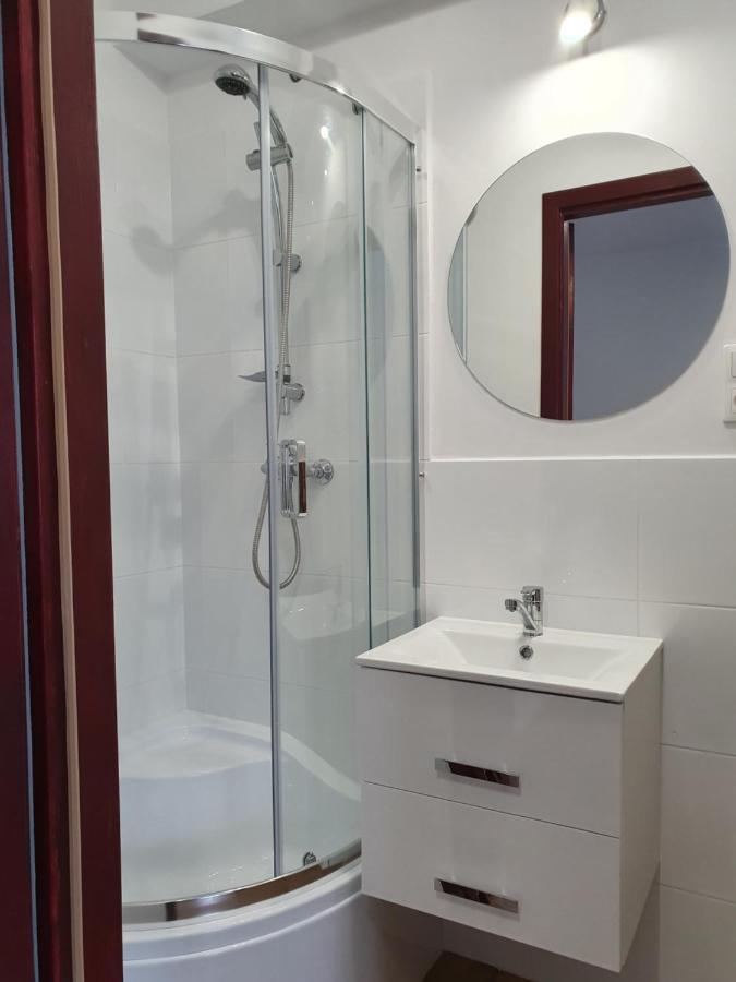 Apartment Studio Zubrova *